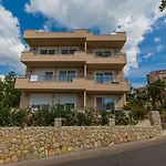 Traumhaftes Nur 100 Meter Zum Mit Herrlichem Meerblick, Sauna, Whirlpool Appartement Dramalj