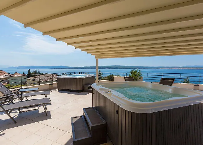 Traumhaftes Nur 100 Meter Zum Mit Herrlichem Meerblick, Sauna, Whirlpool *