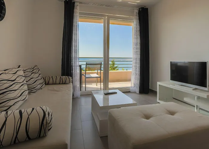 Traumhaftes Nur 100 Meter Zum Mit Herrlichem Meerblick, Sauna, Whirlpool Apartment *