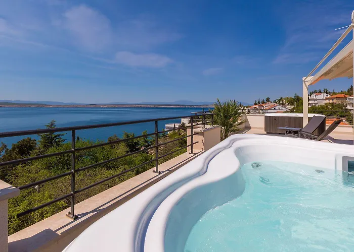 Traumhaftes Nur 100 Meter Zum Mit Herrlichem Meerblick, Sauna, Whirlpool Apartment