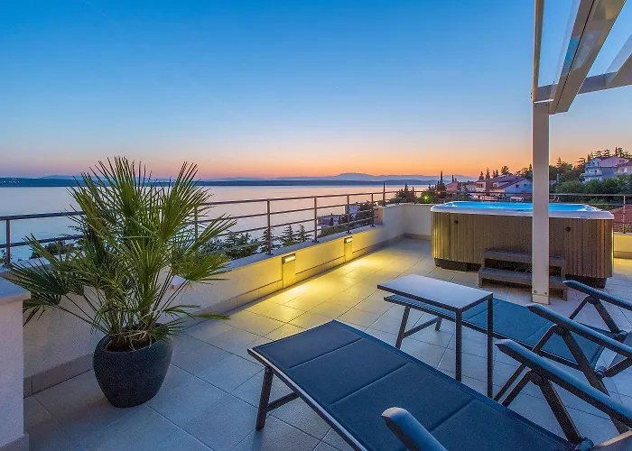 Apartment Traumhaftes Nur 100 Meter Zum Mit Herrlichem Meerblick, Sauna, Whirlpool *