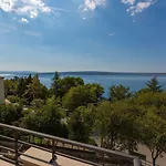 Traumhaftes Nur 100 Meter Zum Mit Herrlichem Meerblick, Sauna, Whirlpool Dramalj