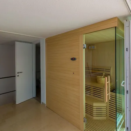 Traumhaftes Nur 100 Meter Zum Mit Herrlichem Meerblick, Sauna, Whirlpool 아파트